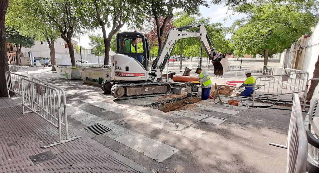 Continúan las obras de mejora de la red de saneamiento de San Martín de la Vega