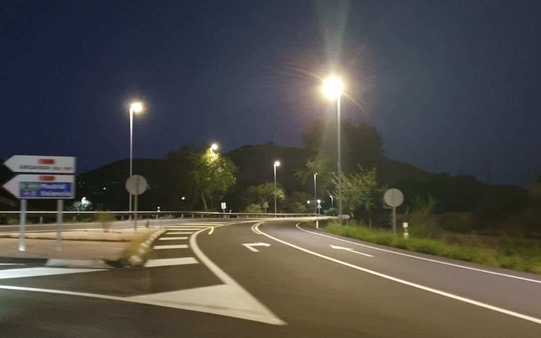 El cruce de la urbanización “Vallequillas” estrena nuevo alumbrado LED
