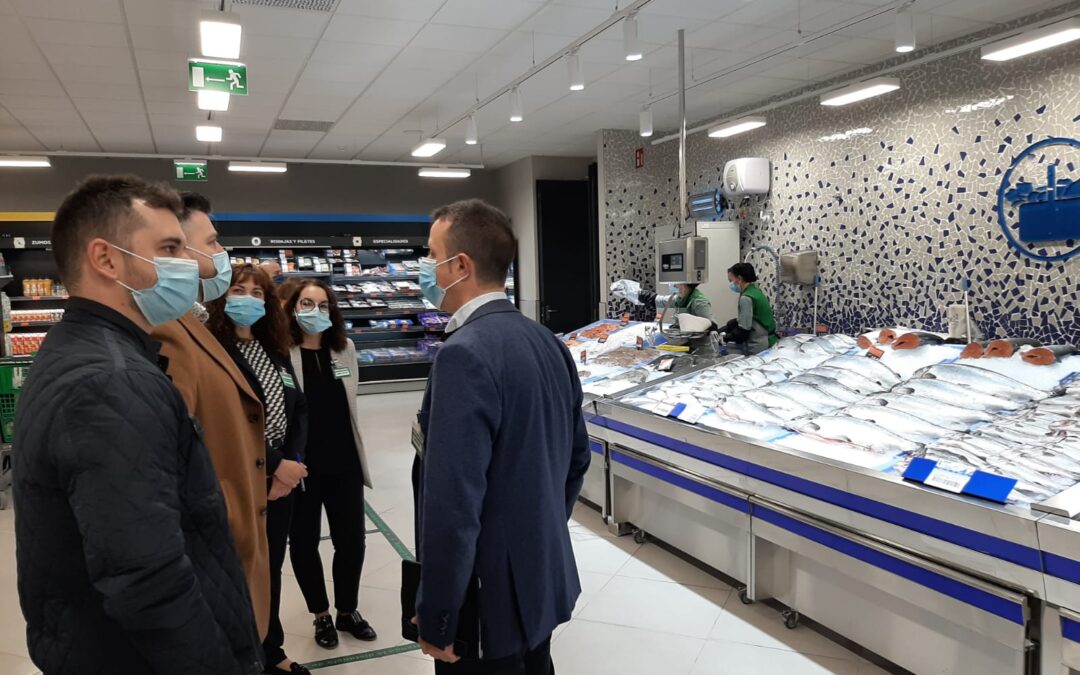 El Alcalde, visita las nuevas instalaciones de Mercadona que abren hoy en San Martín en la Avenida de la Natividad