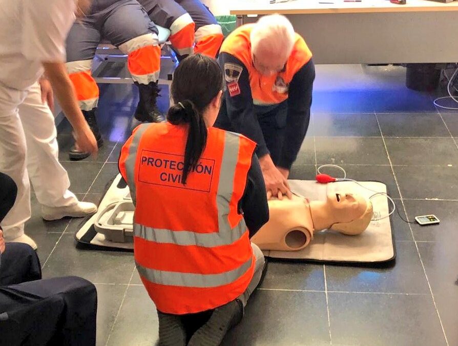 La Policía Local recibe formación en reanimación cardio-pulmonar básica
