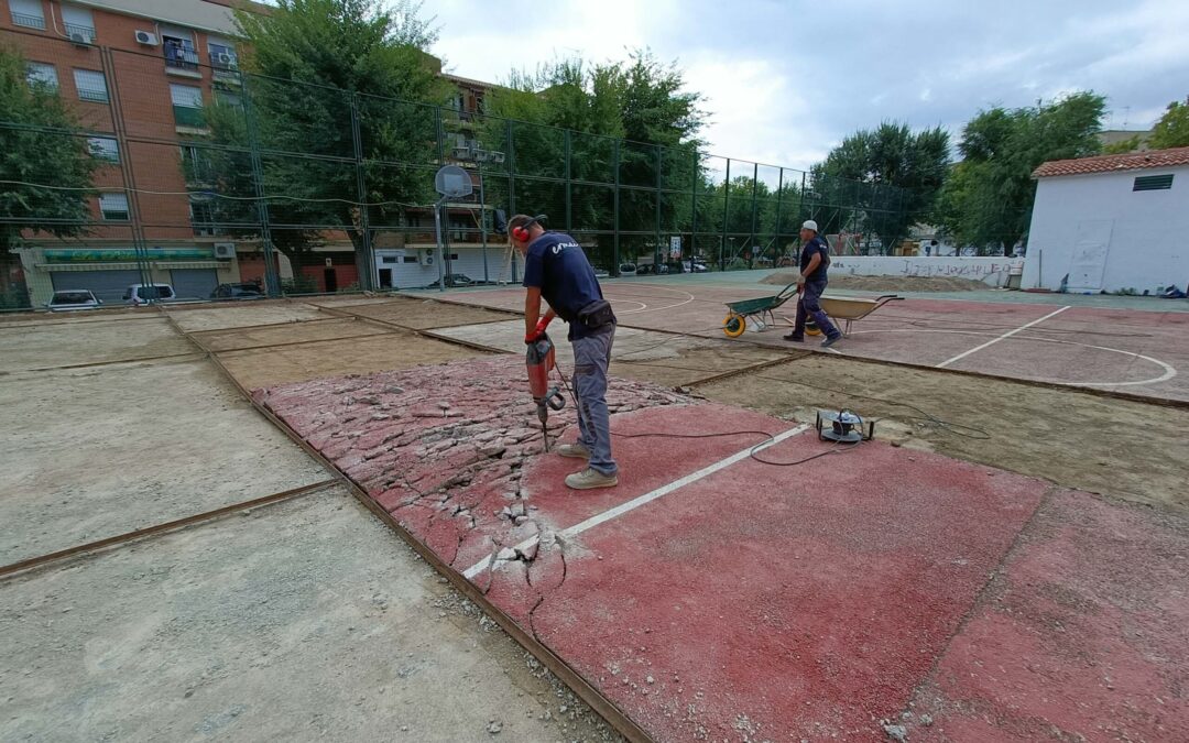 Comienzan las obras de mejora de las pistas deportivas del barrio del Quiñón