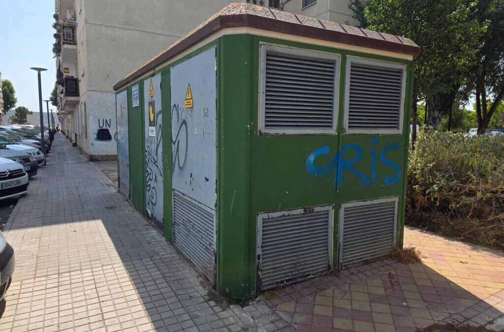 El Ayuntamiento amplía a nuevos barrios el proyecto de embellecimiento urbano y prevención de pintadas