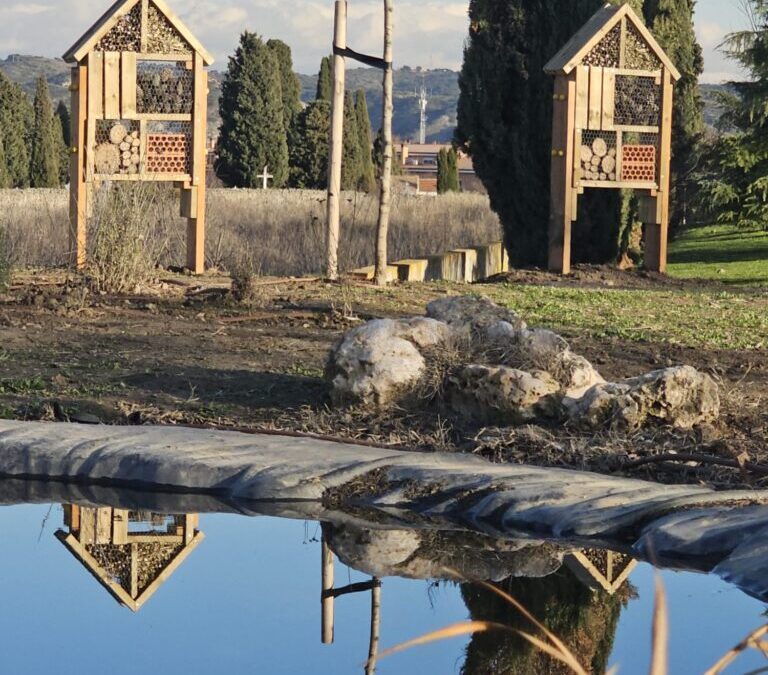 San Martín de la Vega instala hoteles para insectos para promover un control de plagas sostenible