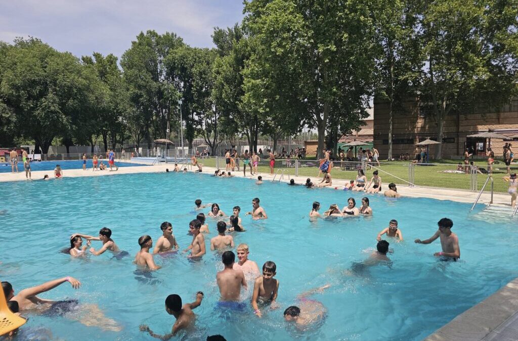 Más de 18.000 usuarios disfrutaron este verano de la piscina municipal